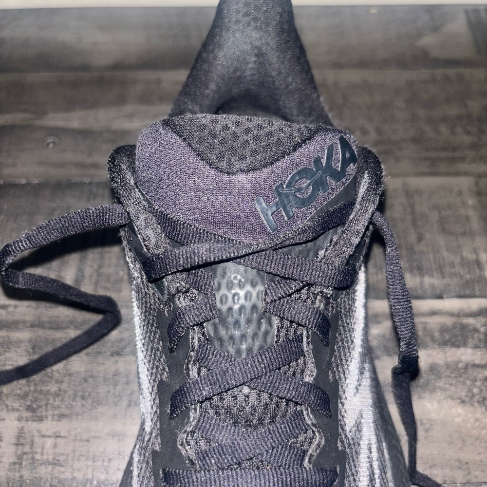 Hoka Clifton 9 women's training shoe SZ 6 - Picture 4 of 12